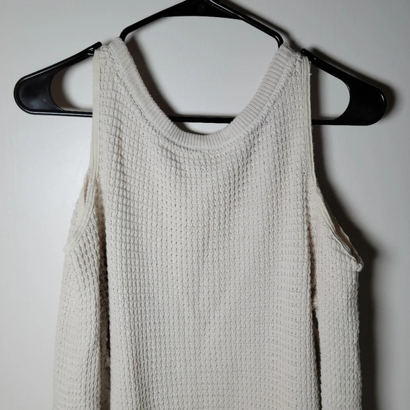 Free People Raw Edge Cold Shoulder Sweater | 100% Cotton | Size M - Picture 7 of 7